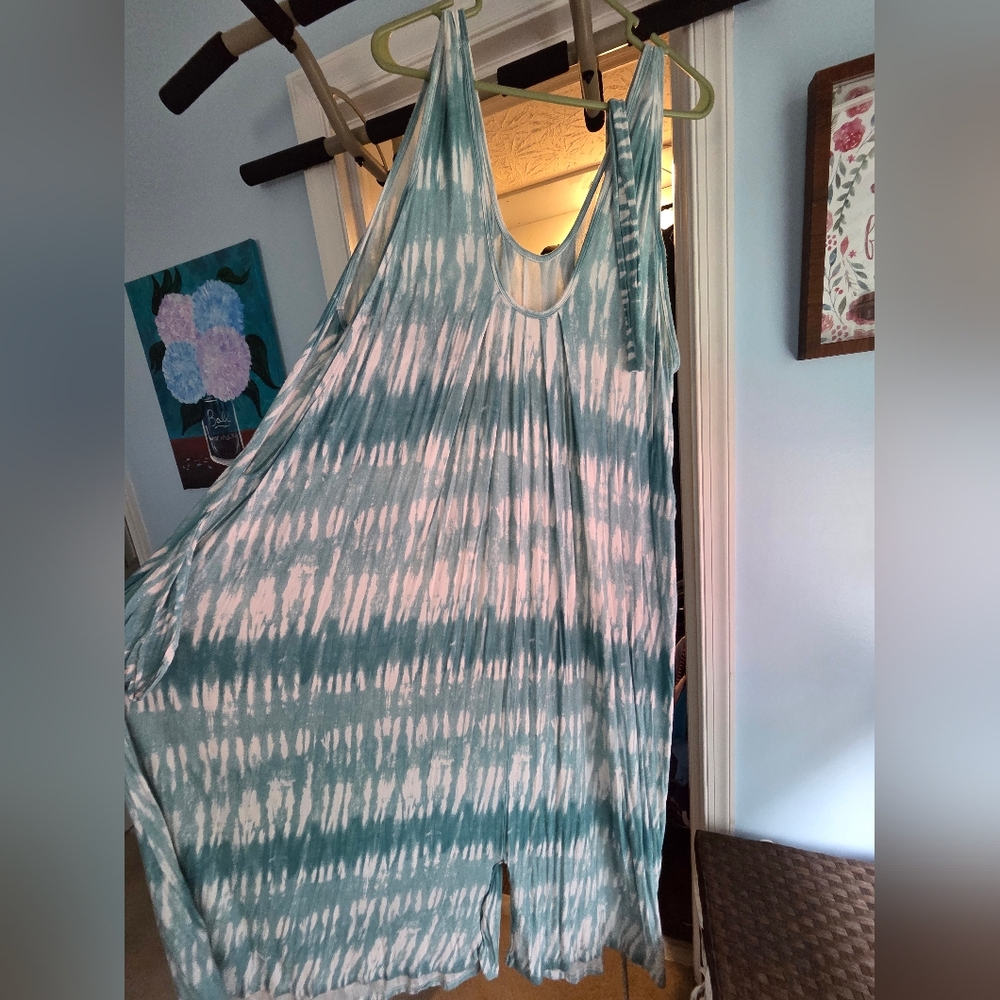 Blue and White Tie-Dye Sleeveless Dress